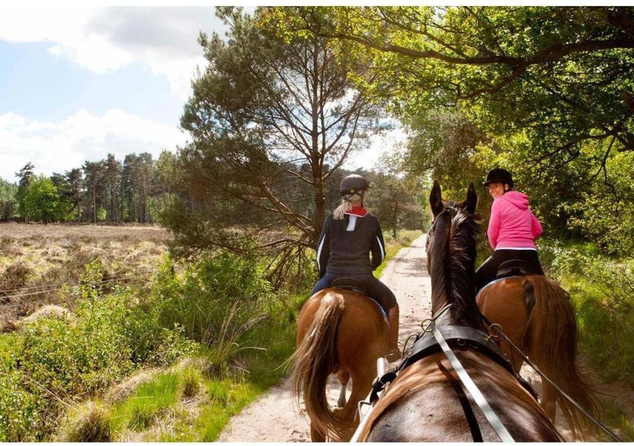 Wateren Comfortabel Chalet In Nationaal Park מראה חיצוני תמונה